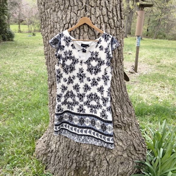 Teeze Me Dresses & Skirts - Teeze Me Dress in size M